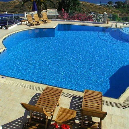 Apart-hotel Frida 3*